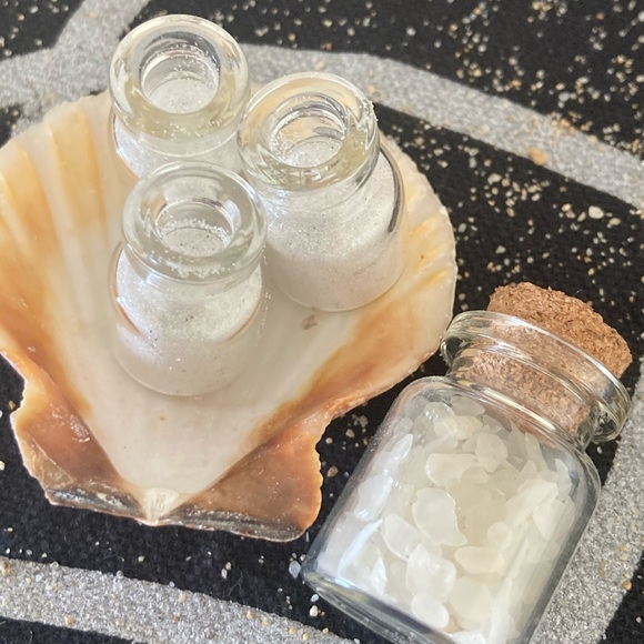 Magic natural beach sand quartz (siesta key beach, Florida) Necklace - Picture 8 of 17